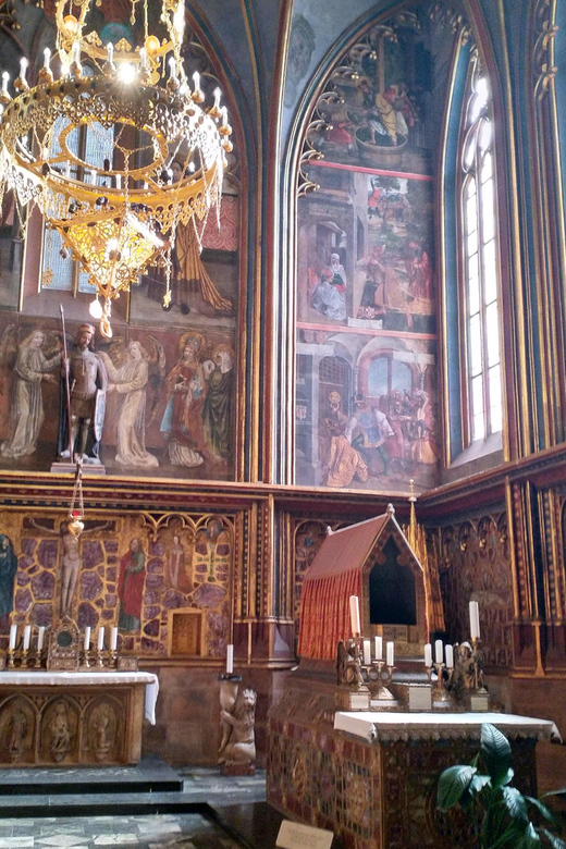 Prague: Private Tour of Prague Castle, Meet up at Hotel - History of Prague Castle