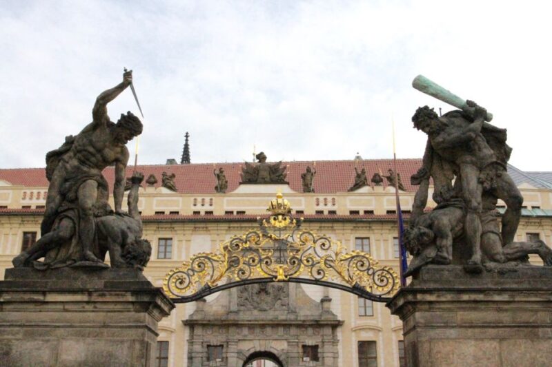Prague: Private Tour of the Prague Castle Grounds - Good To Know