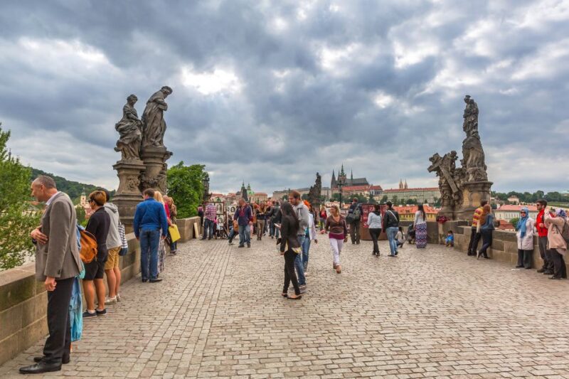 Prague: Private Transfer From Václav Havel Airport - Good To Know