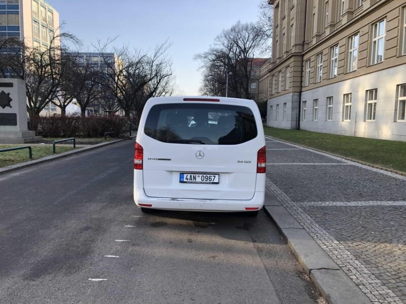 Prague: Private Transfer To/From Karlovy Vary - Driver and Communication
