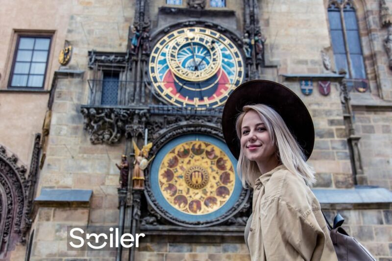 Prague: Professional Photoshoot in the Old Town - What to Expect from a Prague Old Town Photoshoot