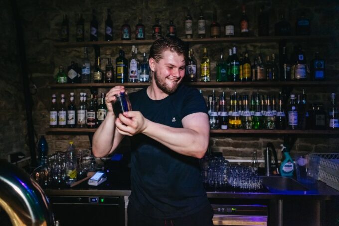 Prague: Pub Crawl and International Party - Meeting Point Options