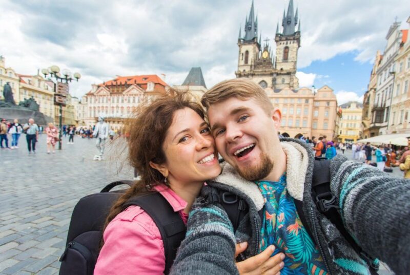 Prague Royal Castle, St Vitus, Golden Lane Tour With Tickets - Guided Experience