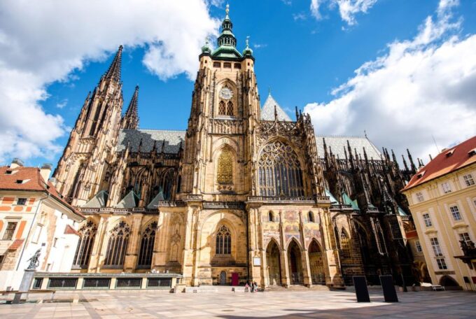 Prague Royal Castle, St Vitus, Golden Lane Tour With Tickets - Monumental Hradčany Square and Matyáš Gate