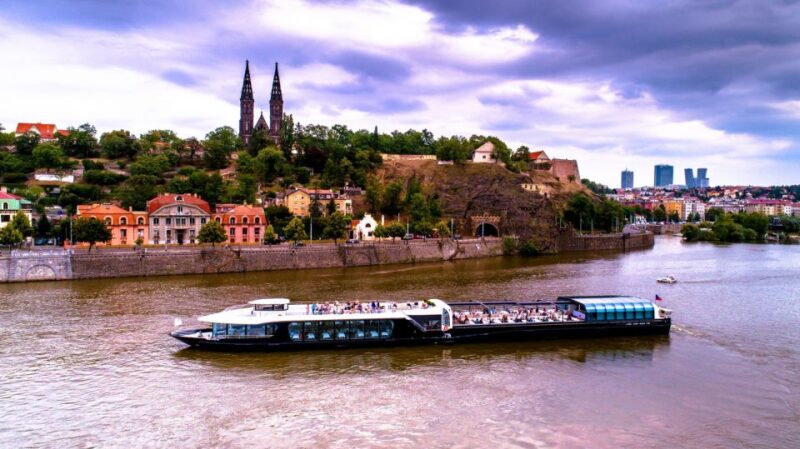 Prague: Sightseeing Dinner Cruise on Open-Top Glass Boat - Good To Know
