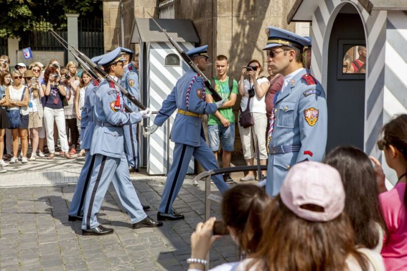 Prague: Skip-the-line Castle Ticket and Optional Audio Guide - Customer Feedback