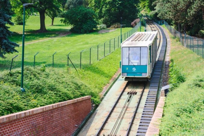 Prague: Skip-the-Line Petrin Tower Tour via Petrin Funicular - Customer Reviews