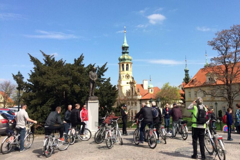Prague: Stunning Viewpoints, Castle, City & Park E-Bike Tour - Participant Information