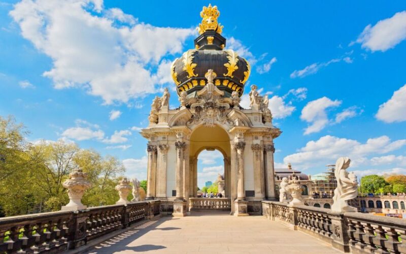 Prague to Dresden Old Town, Zwinger & Frauenkirche by Car - Discover the Frauenkirche
