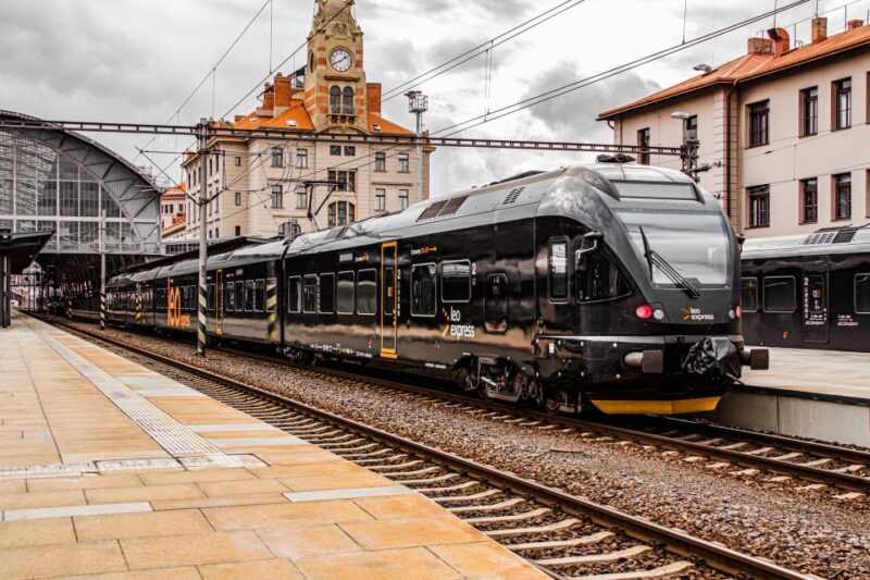 Prague: Train Transfer To/From Olomouc - Accessibility Features