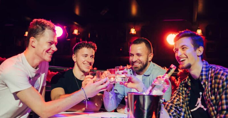 Prague VIP Darling Cabaret - Transportation and Entry