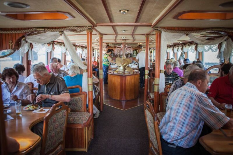 Prague: Vltava River Evening Dinner Cruise - Dining Options