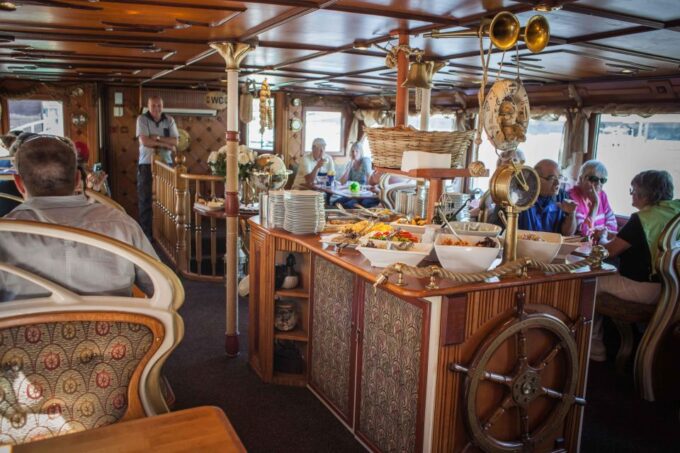 Prague: Vltava River Evening Dinner Cruise - Booking and Cancellation Policy