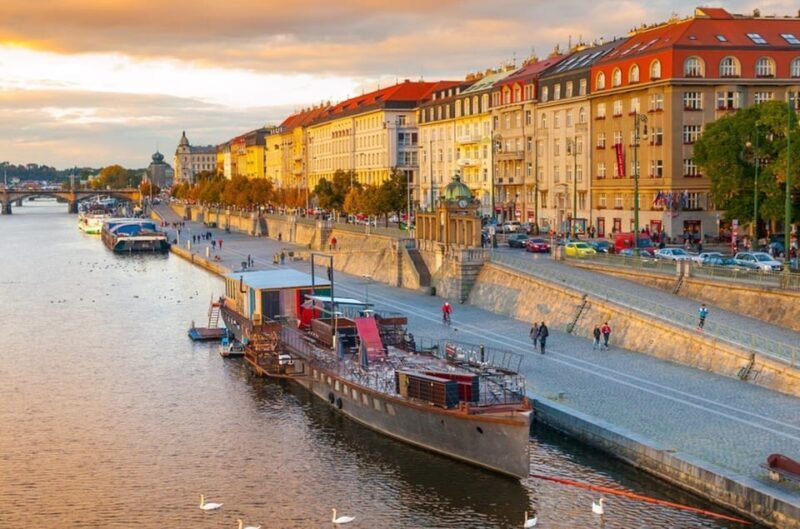 Prague: Vysehrad Castle and Riverside E- Bike Tour - Comparing Similar Experiences