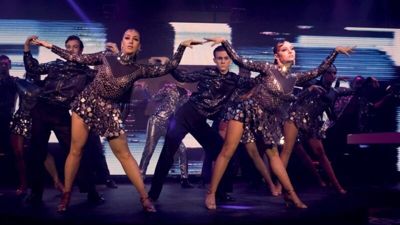 Prague:Breathtaking Cabaret Show with 4-Course Dinner Option - Who Will Love This Experience?