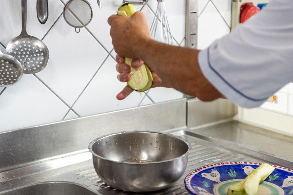 Praiano: Cooking Class With Dinner Overlooking the Sea - Sea Views and Sunset