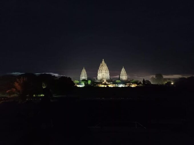 Prambanan Sunrise Tour - Pickup and Drop-off