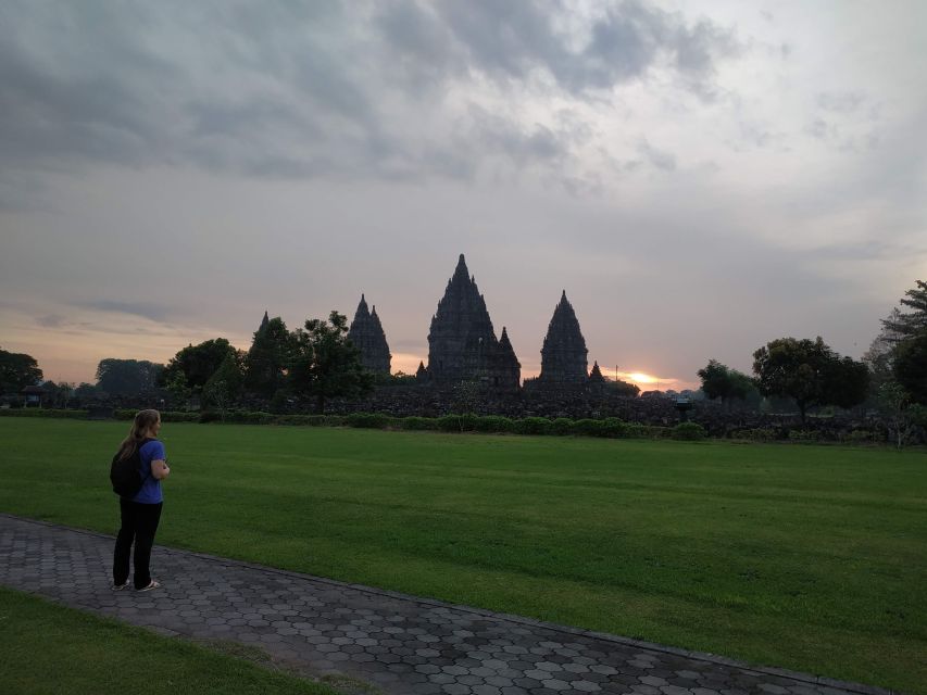 Prambanan Sunsite and Ramayana Ballet Performance - Prambanan Temple Highlights