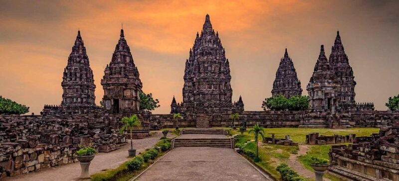 Prambanan Temple Private Tour From Semarang Port - Important Information