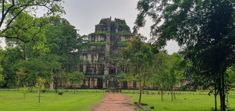 Preah Vihear Temple Koh Ker & BengMealea Tour from Siem Reap - Practical Considerations