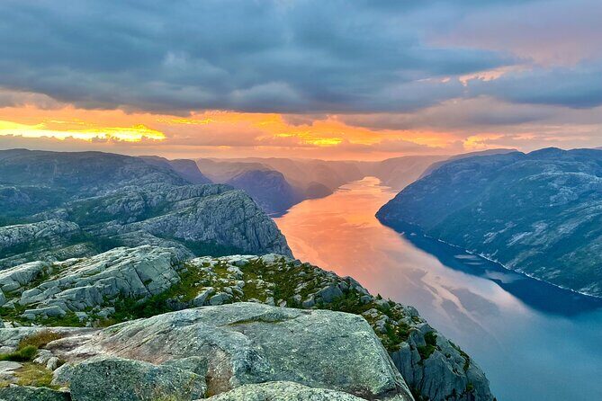 Preikestolen Cruise Cabin and Hiking Adventure - Practical Details and Considerations