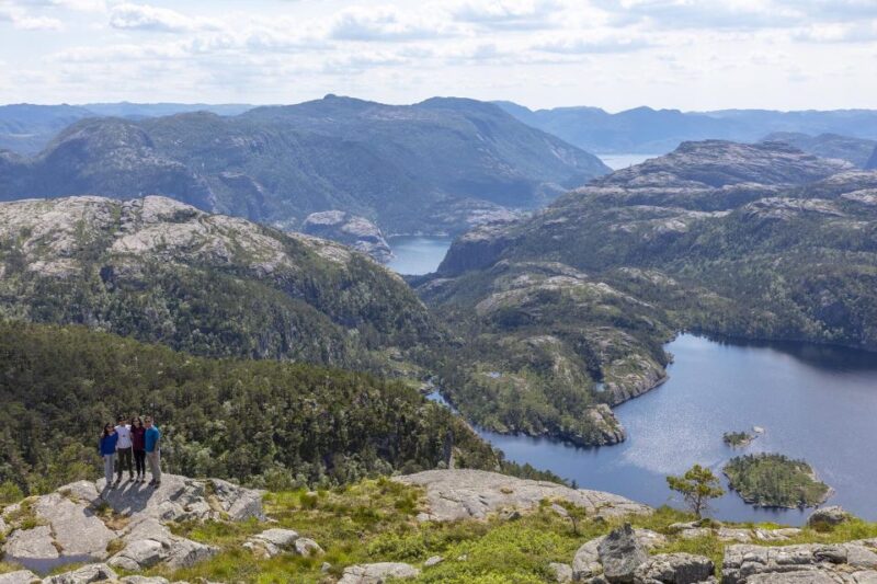 Preikestolen Hidden Trail Hike + Canoe Trip - Unique Features of the Hike
