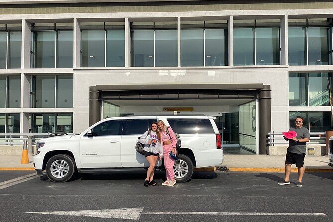 Premier Airport Shuttle Service for Seamless Transport in Cabo - Who Should Consider This Service?