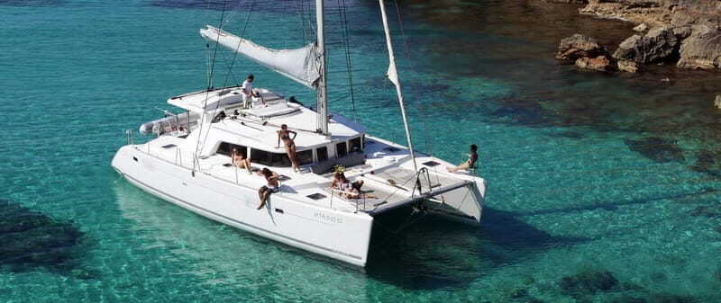 Premium and exclusive catamaran in Lanzarote - The Sum Up