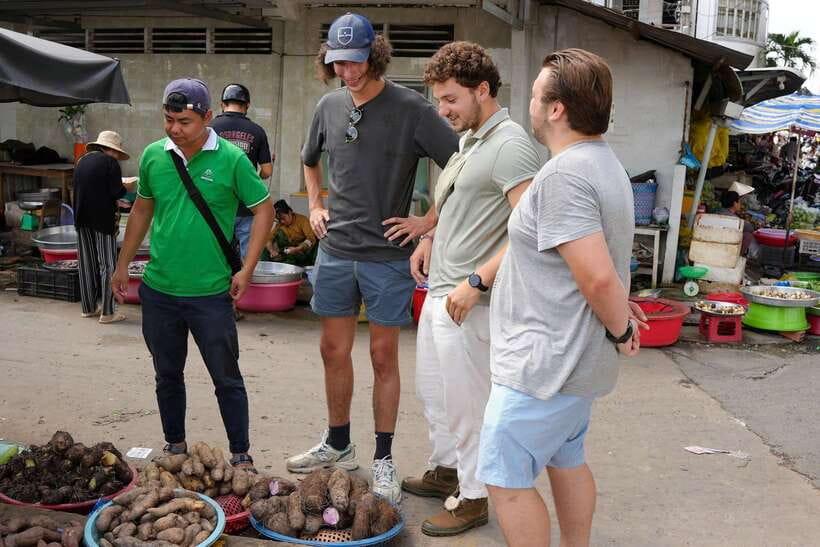 Premium Can Tho Floating Cooking Class - Key Points
