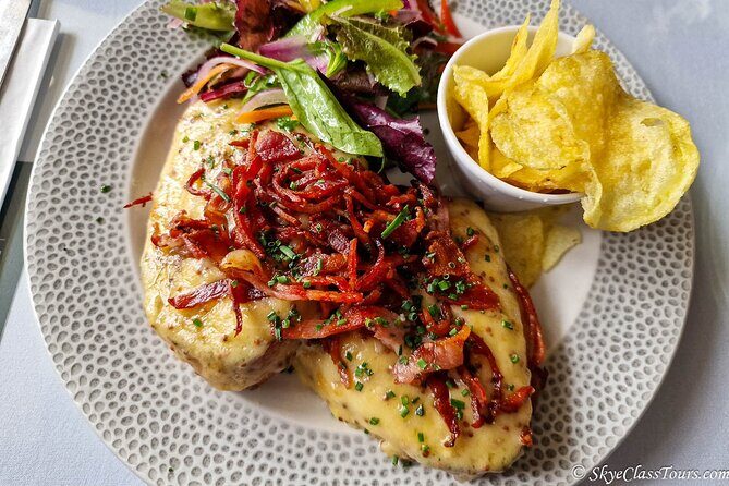 Premium Edinburgh Traditional Food Tour - The Guide: Knowledge, Stories, and Passion