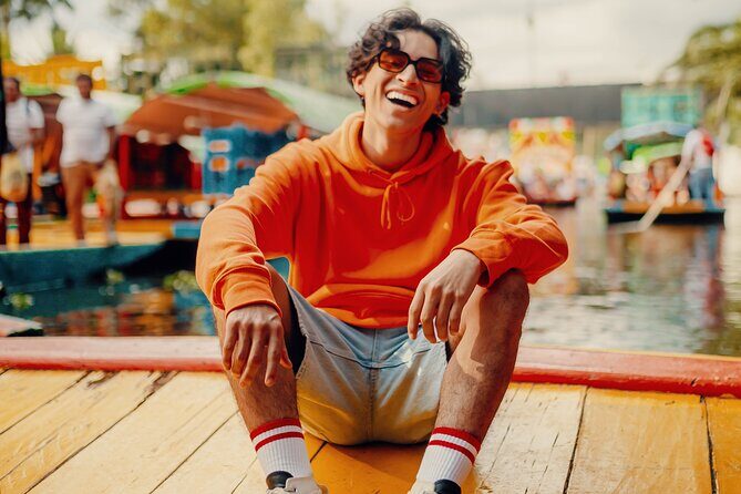 Premium Frida Kahlo Red House and Xochimilco (Small Groups) - FAQs