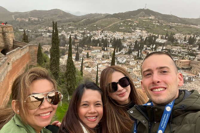 Premium Half Day Tour of the Alhambra of Granada + Tickets - Meeting and Pickup Details