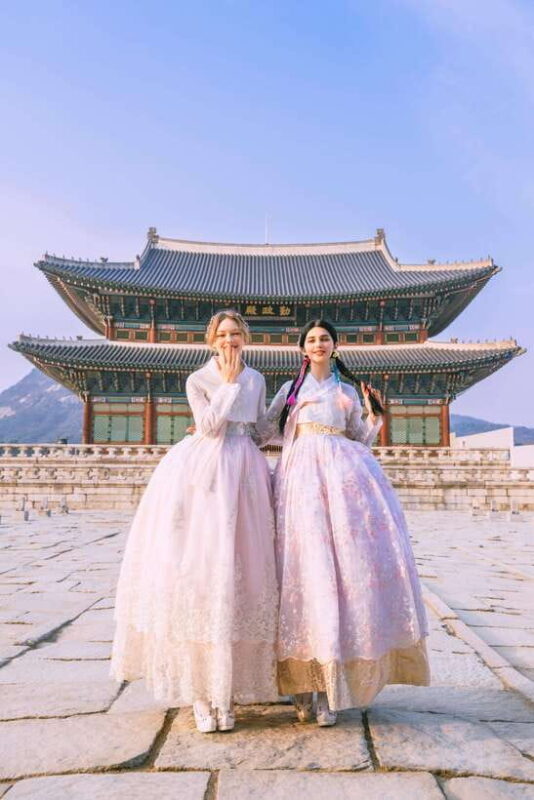 Premium Hanbok Experience at hanboknam Gyeongbokgung - Discovering the Hanboknam Premium Experience