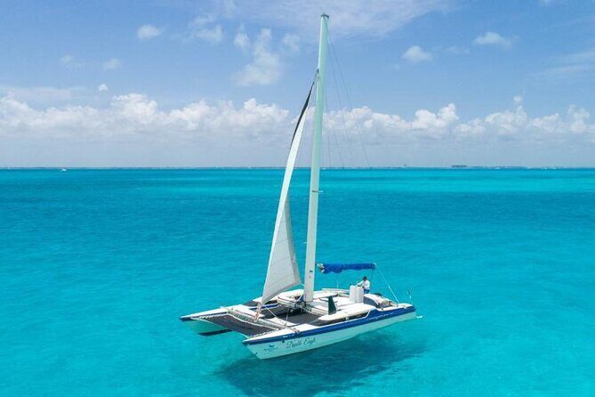 Premium Isla Mujeres Tour by Private Catamaran - Key Points