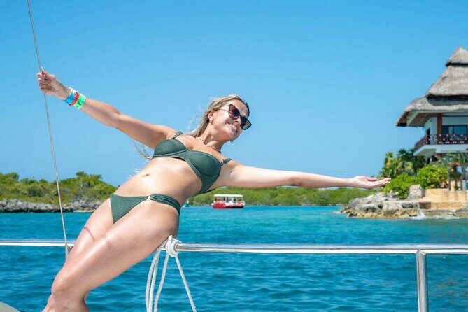 Premium Isla Mujeres Tour by Private Catamaran - What’s Included — And What’s Not