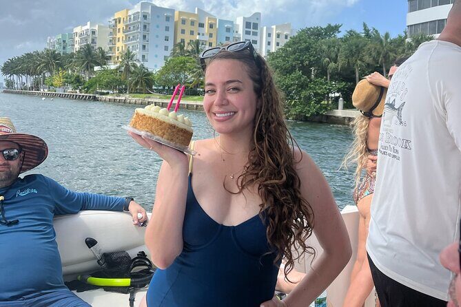 Premium Miami Yacht Tour Experience: Captain, Fun & Party! - FAQ