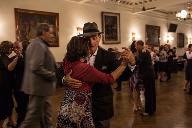 Premium Milonga Tango Experience in Buenos Aires - Watching Experienced Tango Dancers
