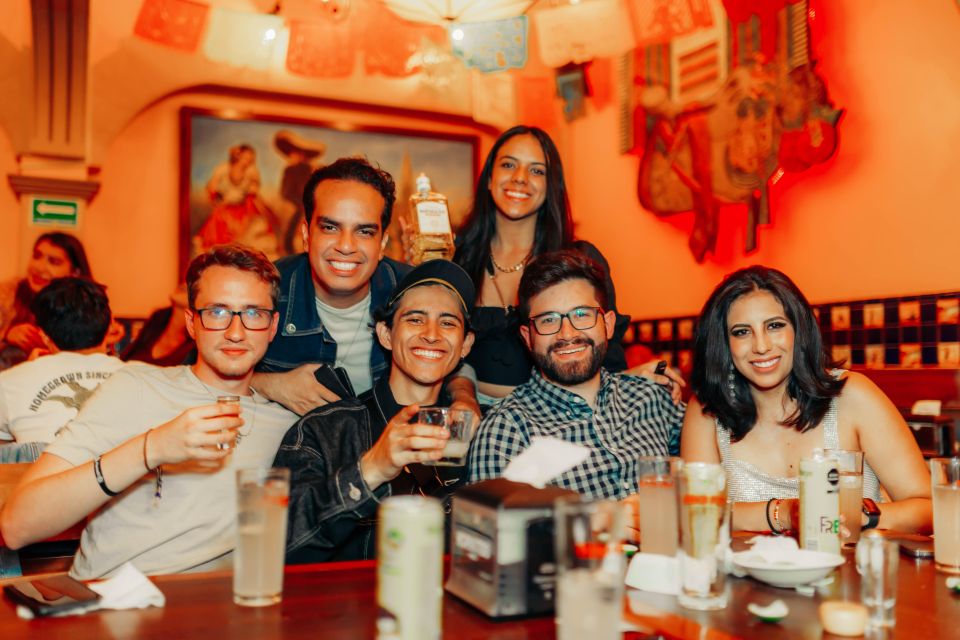 PREMIUM Night Tour: Mariachi Music, Garibaldi Show & Tacos - Key Points