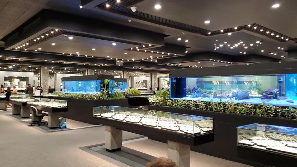 (Premium) Private Transfer to Phuket Gem Gallery Factory - Inclusions for the Transfer