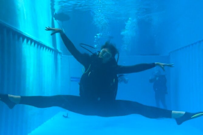 Premium Scuba Experience in Regions Largest Dive Tank - Dubai - Included Scuba and Snorkeling Equipment
