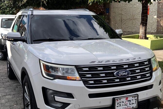 Premium SUV transportation from airport to destination - Key Points