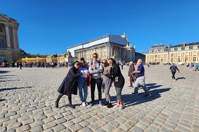 PREMIUM Versailles Golf Carts and Bikes Guided Tour with Lunch - The Sum Up