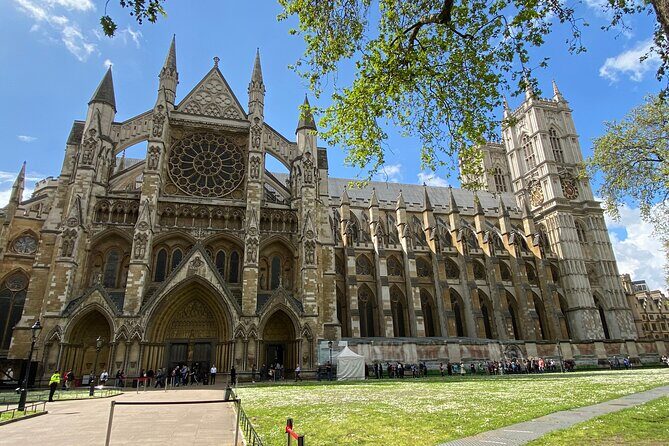 Priority Access Westminster Abbey Tour with a Professional Guide - FAQ