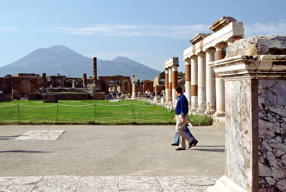 Private 2.5-Hour Pompeii Tour - Meeting Point and Directions