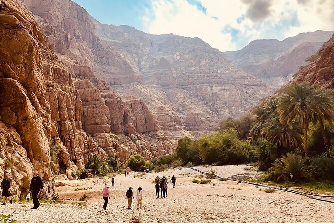 Private 2 Day Wadi Shab and Bimmah Sinkhole Tour - Health and Accessibility Considerations