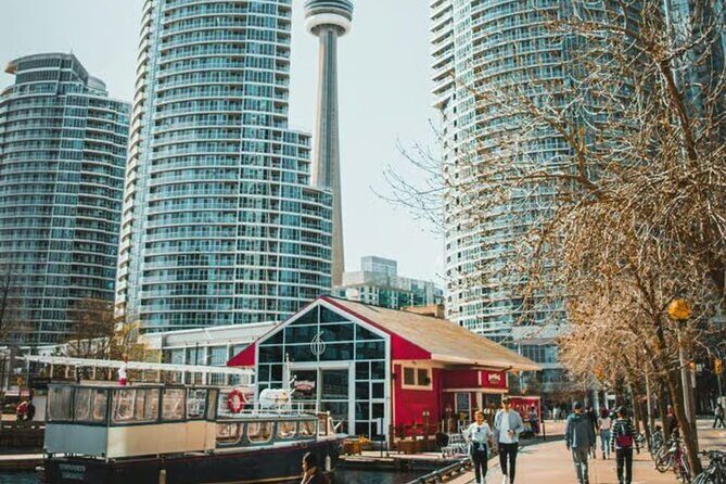 Private 2 Hours Photoshoot with a Pro Photographer in Toronto - The Meeting Point and Logistics