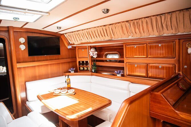 Private 2 Hours Sunset Cruise To Klima - FAQ