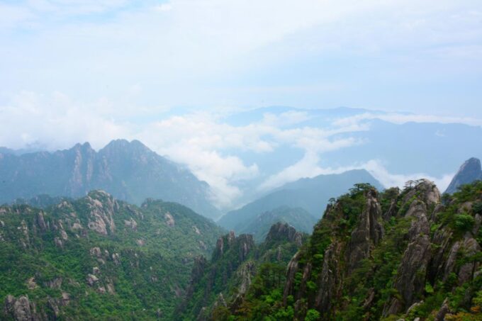 Private 2-Night Huangshan Trip - Hongcun Village Charm