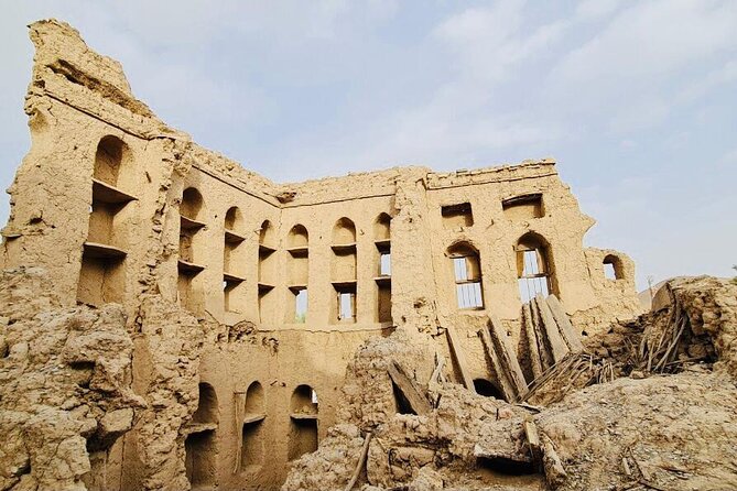 Private 3 Days 2 Nights Roundtrip Tour in Oman - Meeting and Pickup Details