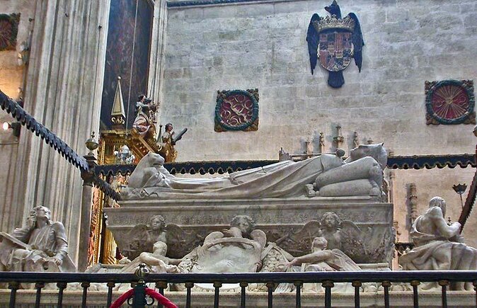 Private 3-Hour Walking Tour Granada (Incl. Tickets to Cathedral & Royal Chapel) - Good To Know